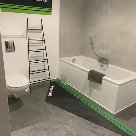 度假居 Lonora Paddock *