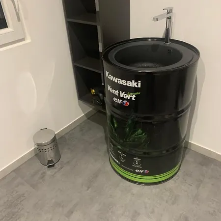 Lonora Paddock * Crehange